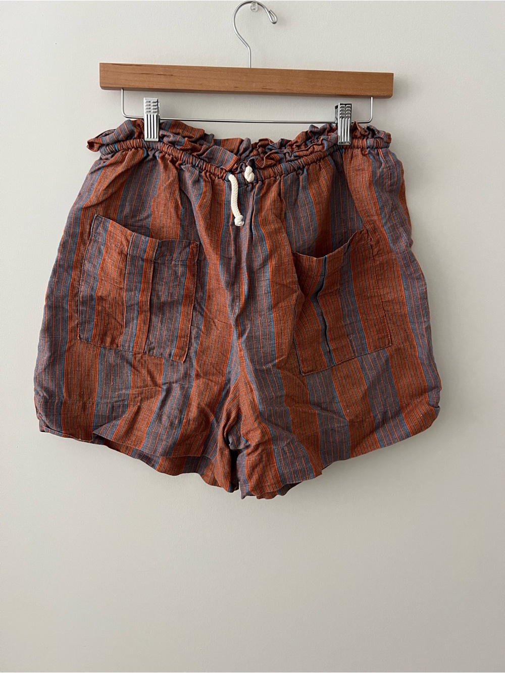 Back Beat Co. Striped High-Waist Linen Drawstring Shorts in Rust and Blue